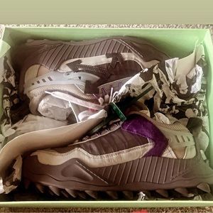 Odsy 1000 Sneakers Off White Sneakers